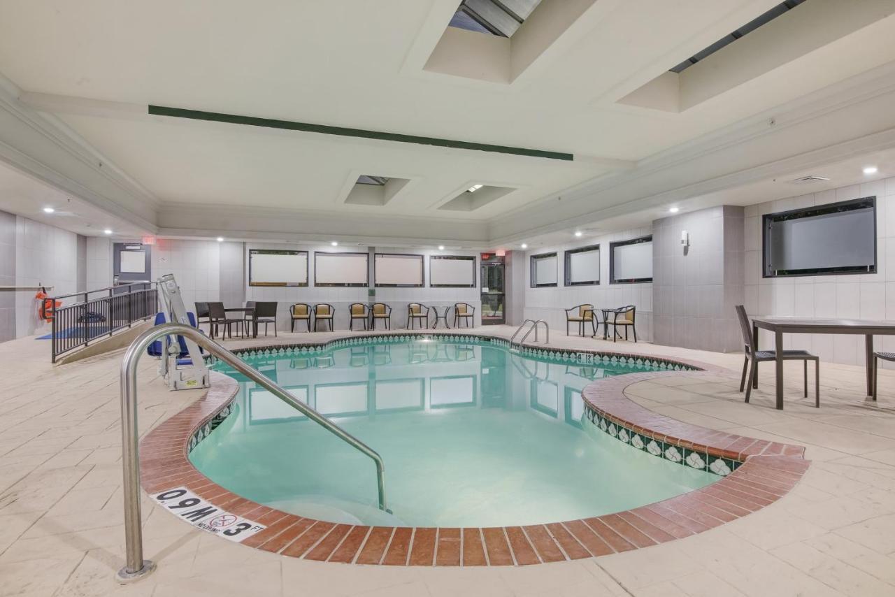Holiday Inn Express & Suites Longview North By Ihg Exterior foto